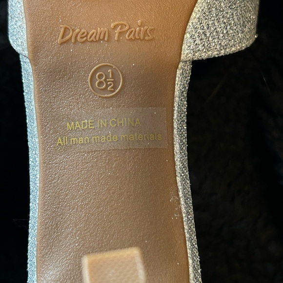 Dressy silver ankle strap heels - Picture 2 of 2